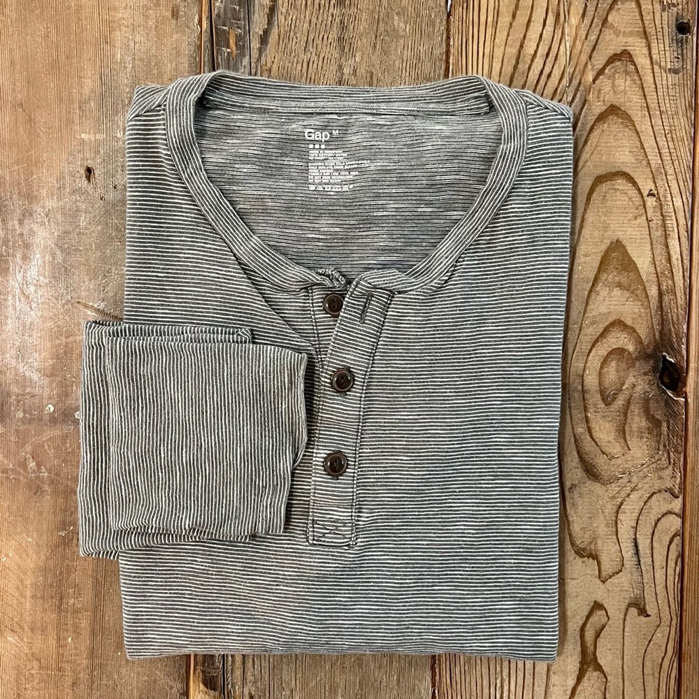 GAP Outlet Longsleeve Striped Henley Tee